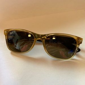 Ray-Ban Wayfarer Sunglasses